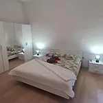 Oli * Pula